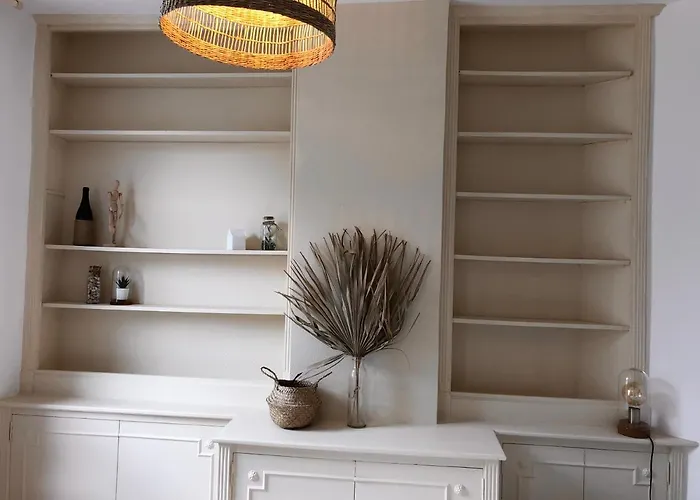 Le Tanin -Appartement entier avec Balcon